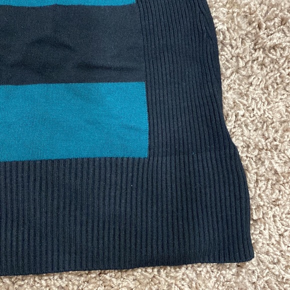 Style & Co. Dressy sweater- curved v-neck - Picture 4 of 4